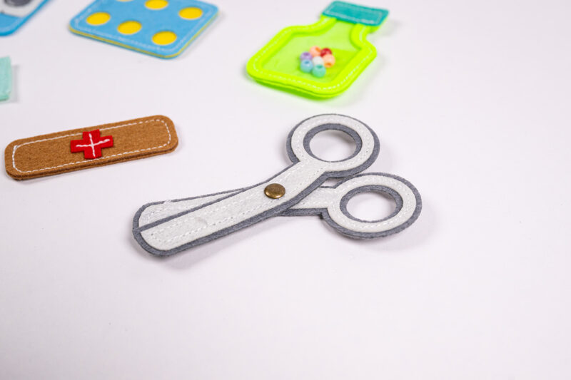 Little Doctor’s Medical Bag - Image 4